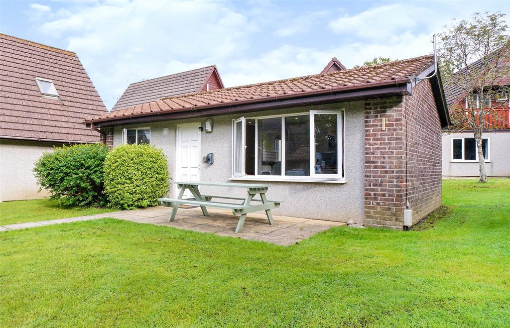Property photo 1 of 20 Picture No. 04