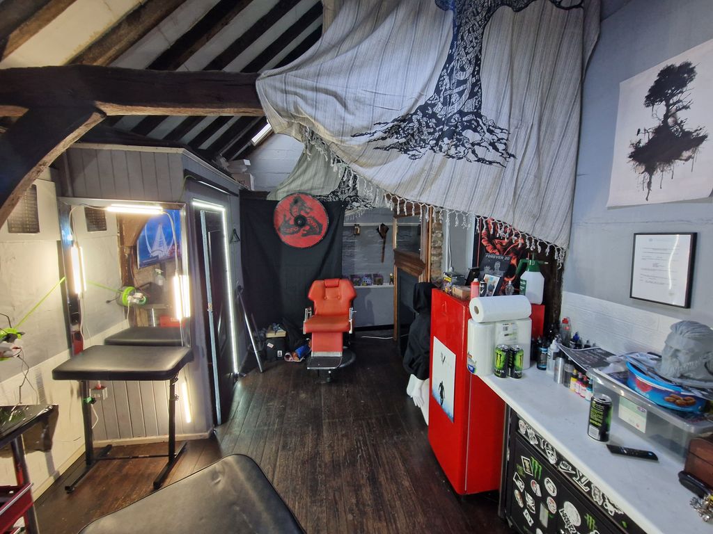 Property photo 3 of 4