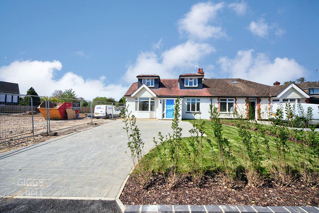Property photo 1 of 7 5022841