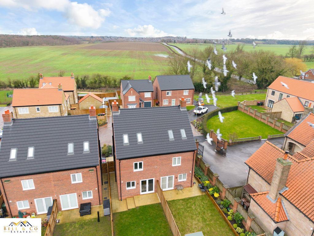 Property photo 2 of 24