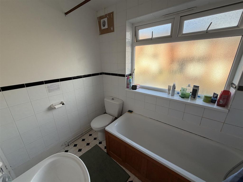 Property photo 3 of 5 Image00004.Jpeg