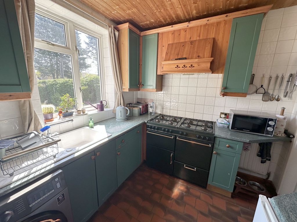 Property photo 3 of 16 Photo 2