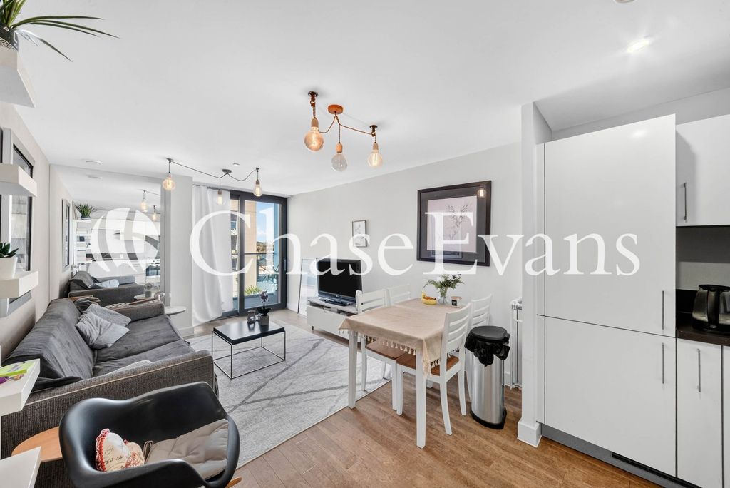 Property photo 1 of 19 Living Area