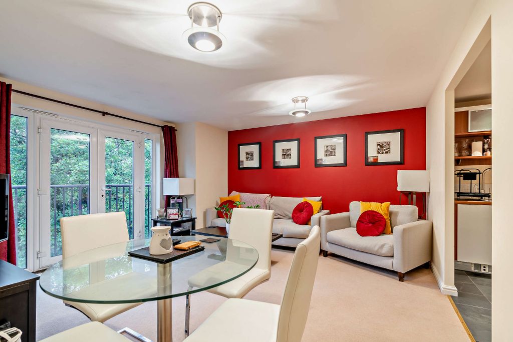 Property photo 2 of 14 Photo 1