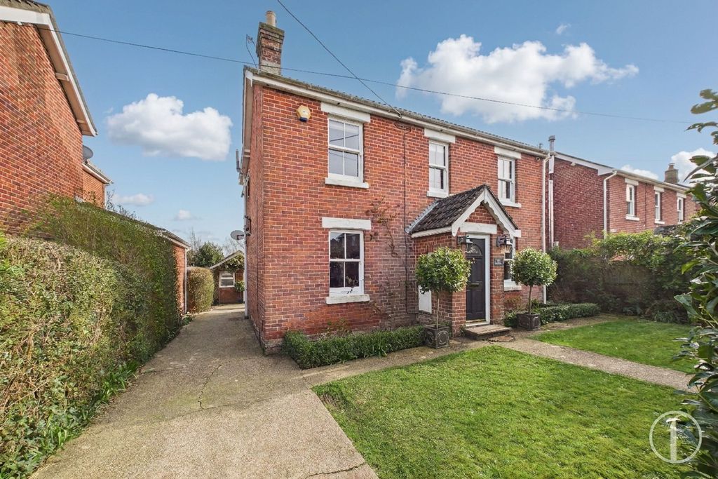 Property photo 1 of 20