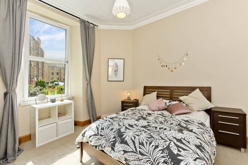 Property photo 3 of 10 Photo 3