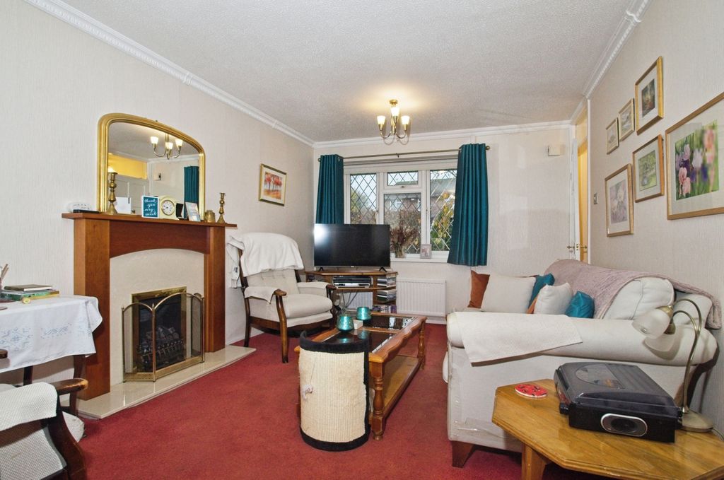 Property photo 3 of 24