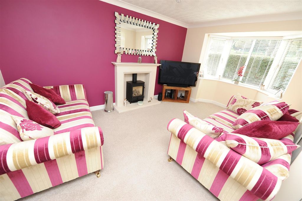 Property photo 2 of 30