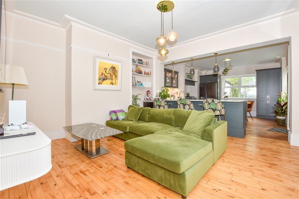 Property photo 3 of 15 Family Area