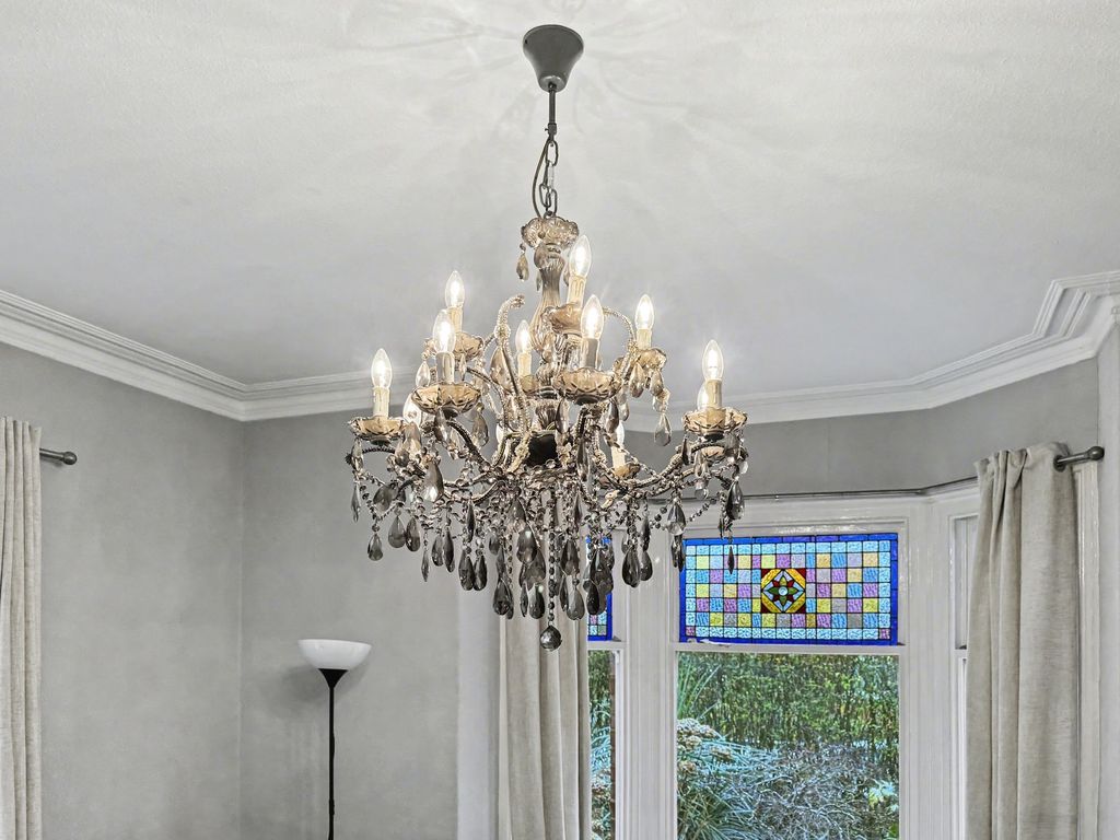 Property photo 3 of 25