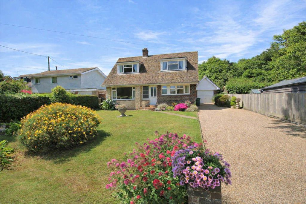 Property photo 1 of 25