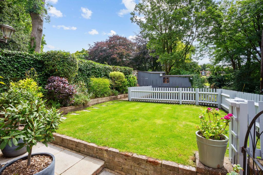 Property photo 2 of 14