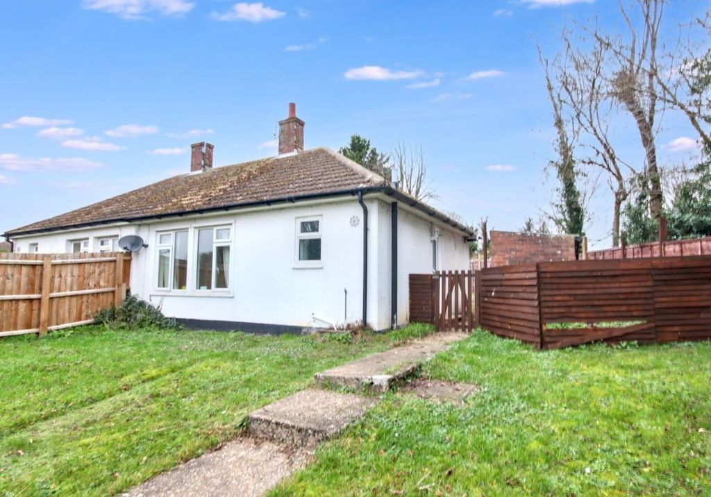 Property photo 1 of 2