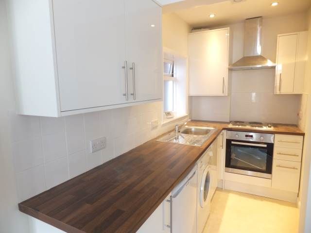 Property photo 2 of 5 Kitchen