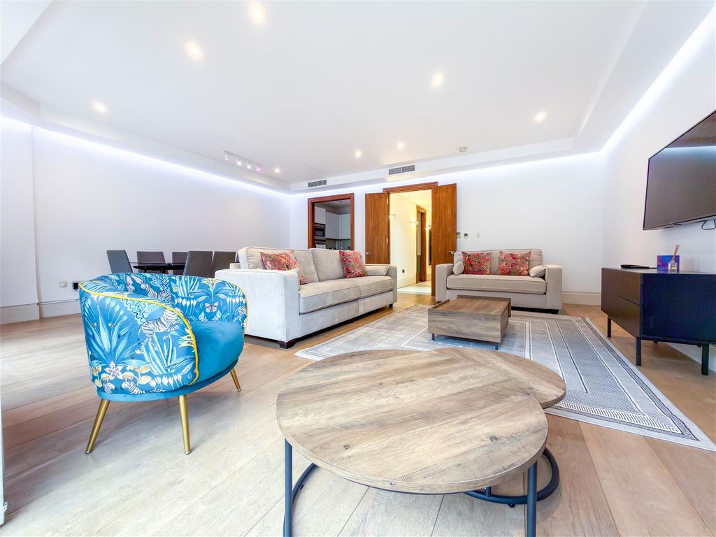 Property photo 3 of 11 Reception 3.Jpg