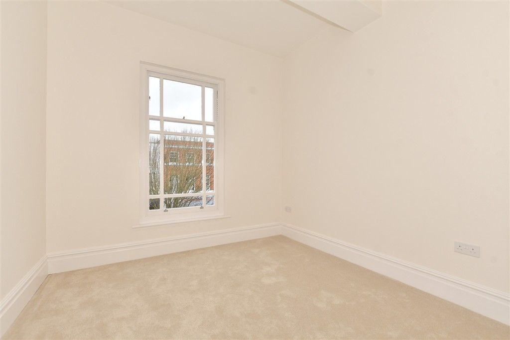 Property photo 1 of 13 Bedroom 2