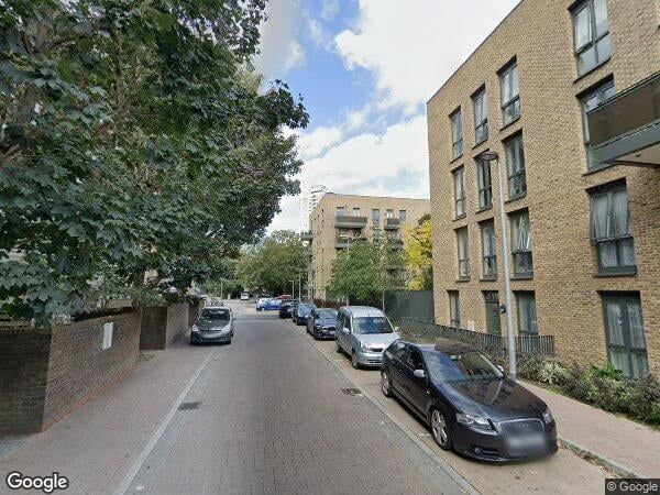 Property photo 1 of 7 2 Bedroom Flat With Balcony