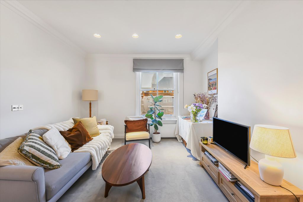 Property photo 1 of 15 Image