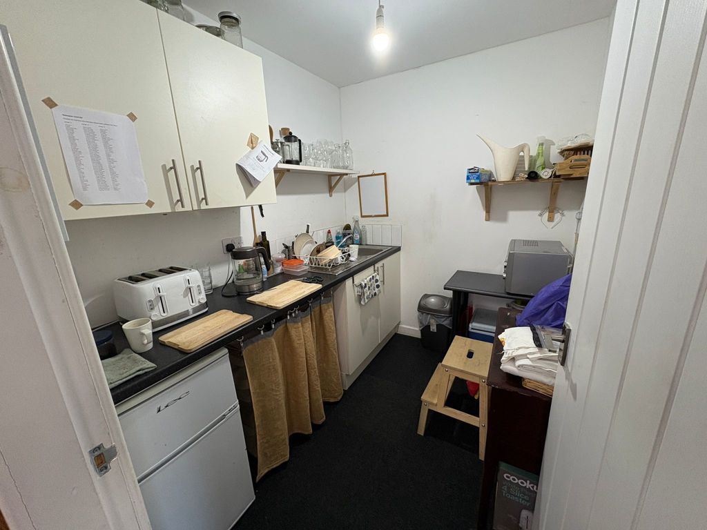 Property photo 3 of 5 Photo 10