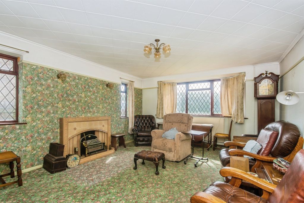 Property photo 3 of 17