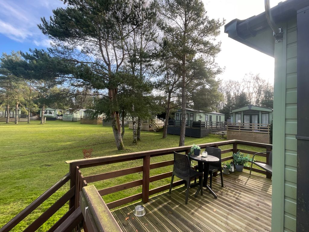 Property photo 2 of 34