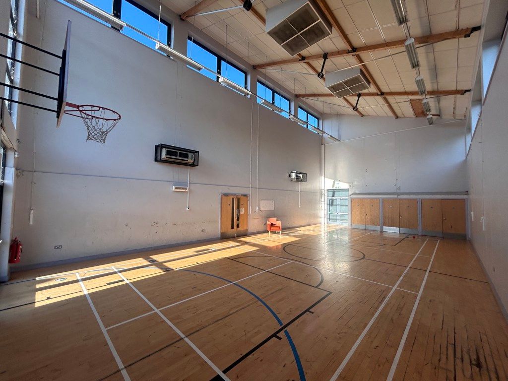 Property photo 3 of 9 Photo 2