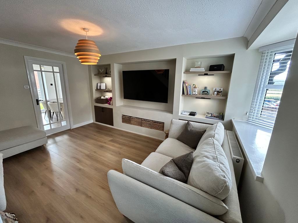 Property photo 2 of 17 Photo 2