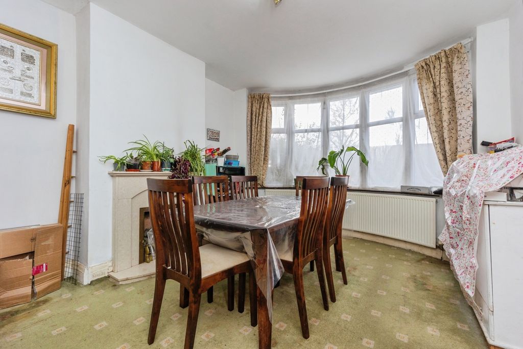 Property photo 3 of 15 Pbox-Img.Jpg