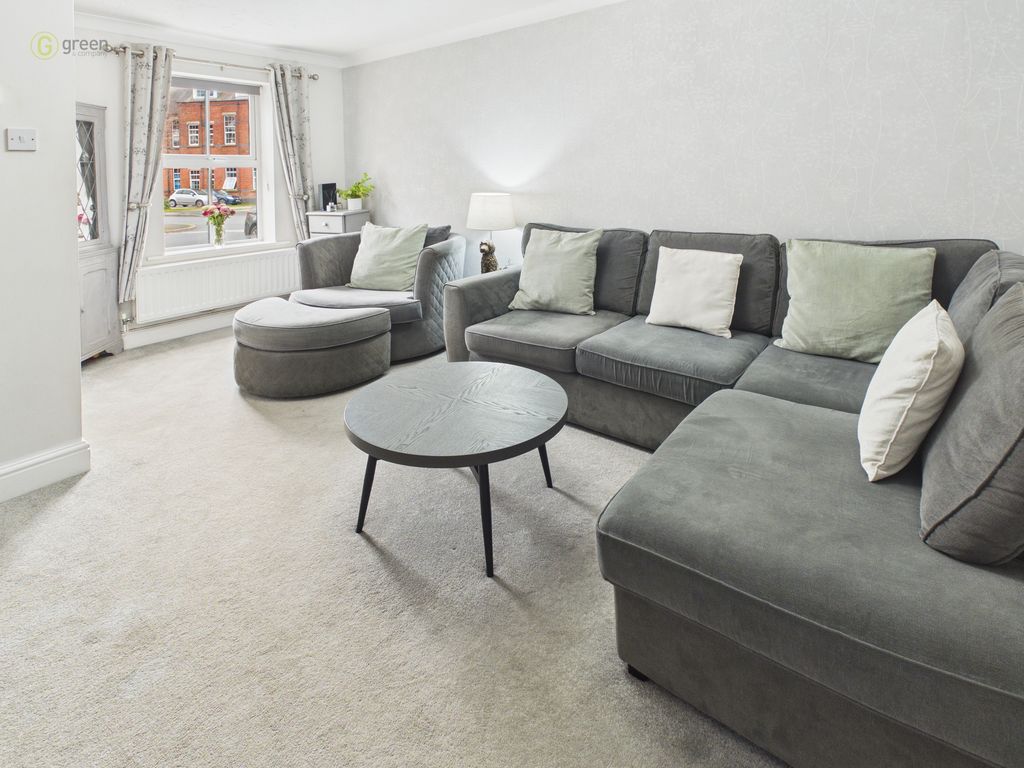 Property photo 2 of 15 Cam04425G0Pr0359Still007