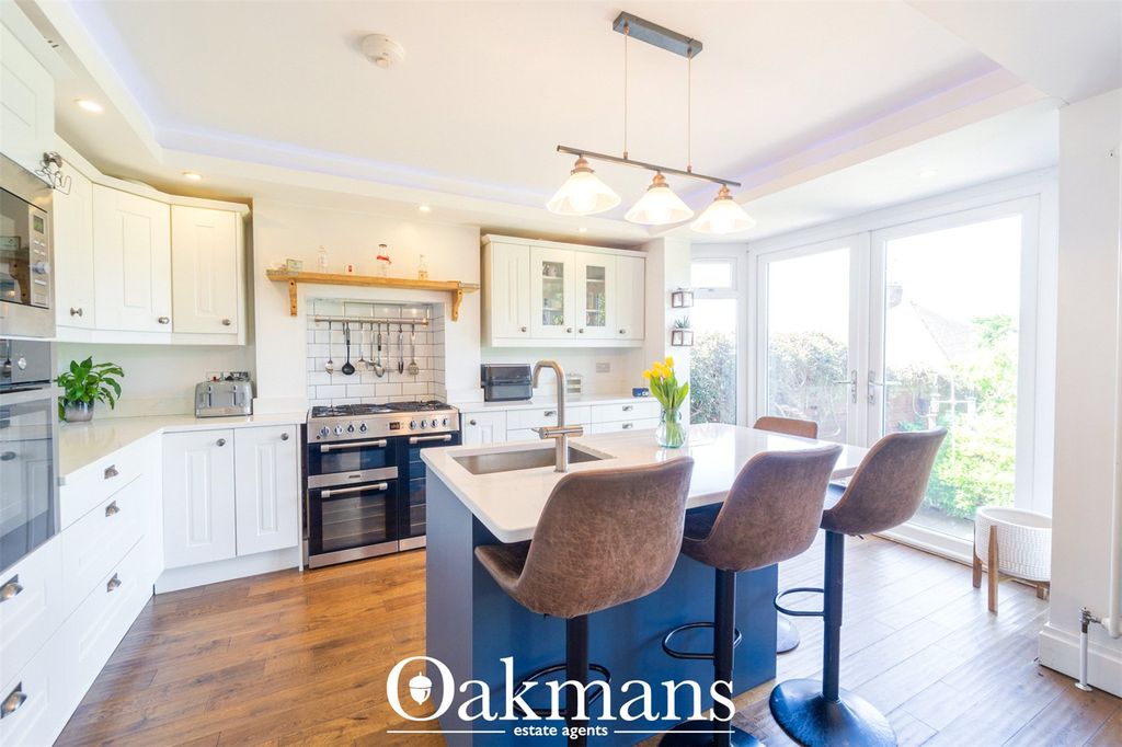 Property photo 2 of 59 Picture No. 51