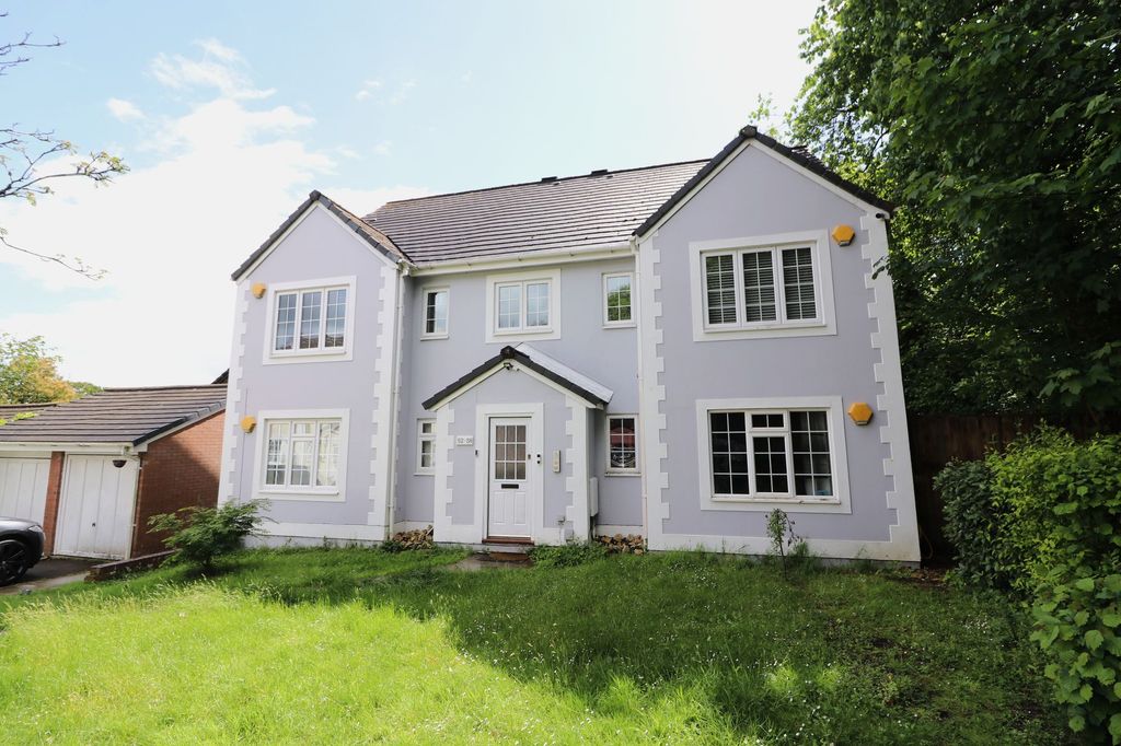 Property photo 1 of 9