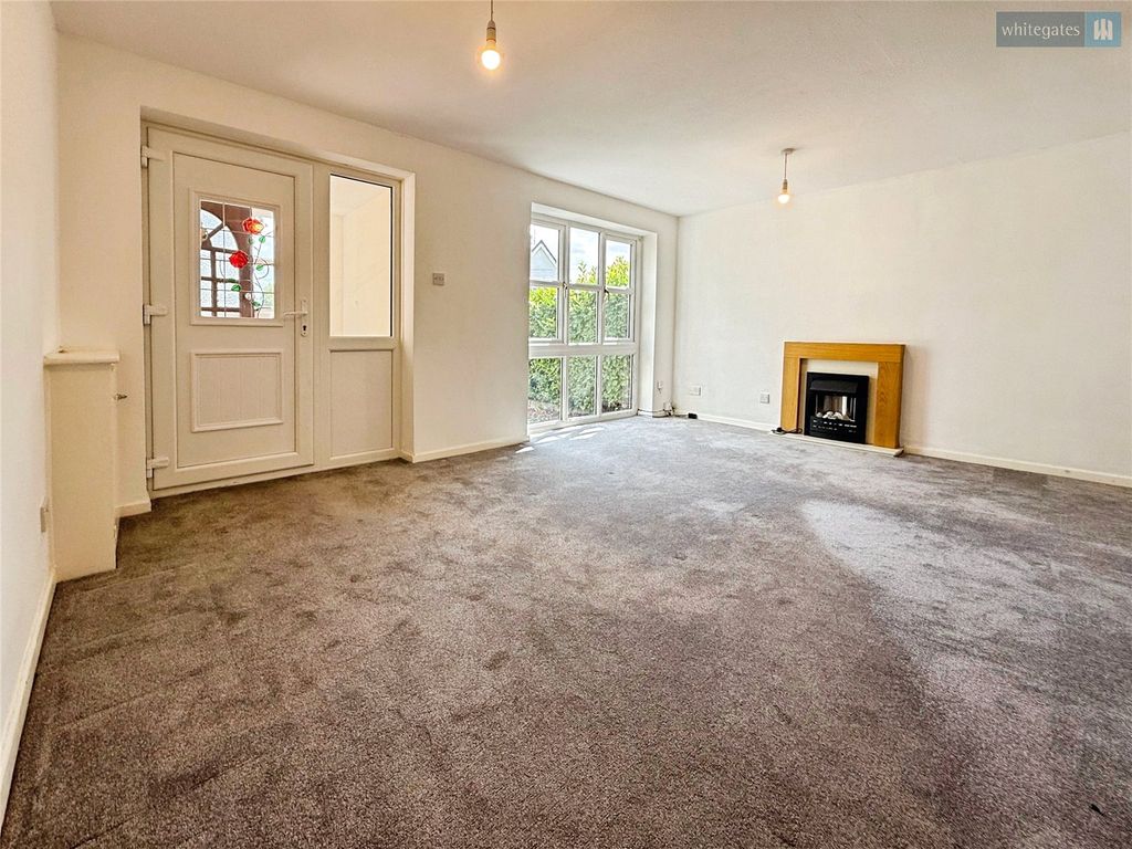Property photo 3 of 15 Picture No. 01