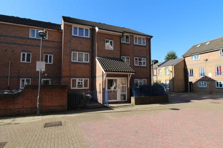 Property photo 1 of 1