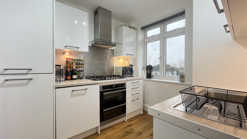 Property photo 3 of 8 Img_E2387.Jpg