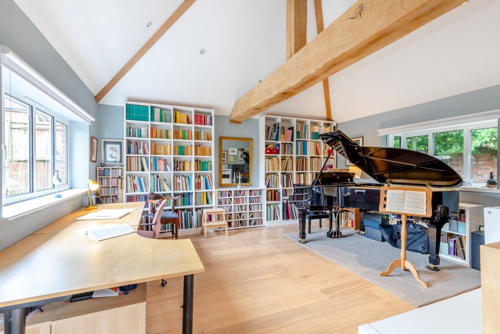 Property photo 2 of 23 Music Room