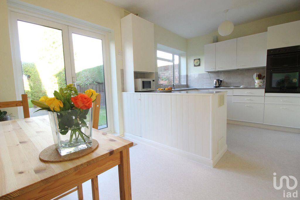 Property photo 2 of 14
