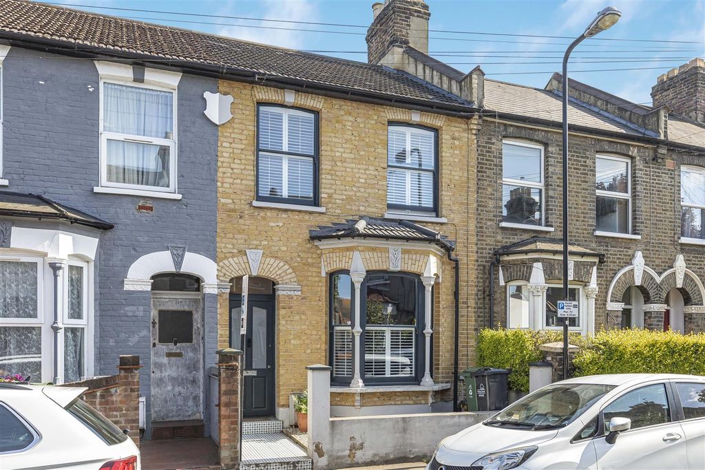 Property photo 1 of 45 1
