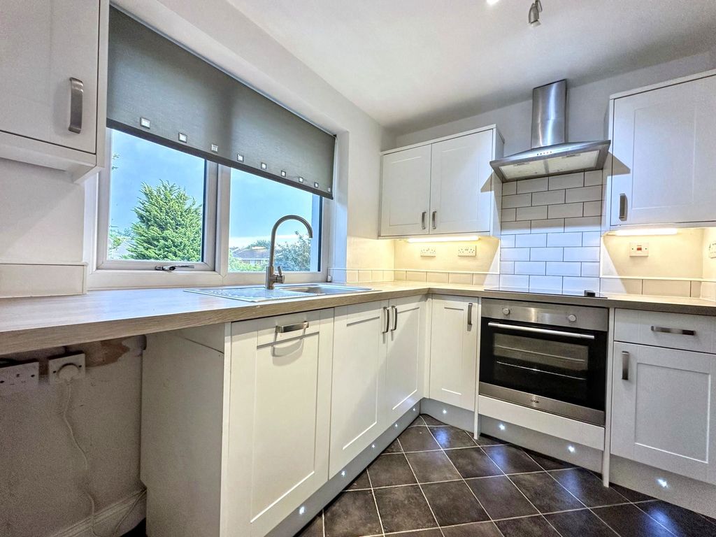 2 bed flat for saleMiddleham Close, Ouston, Chester Le Street DH2 photo 4