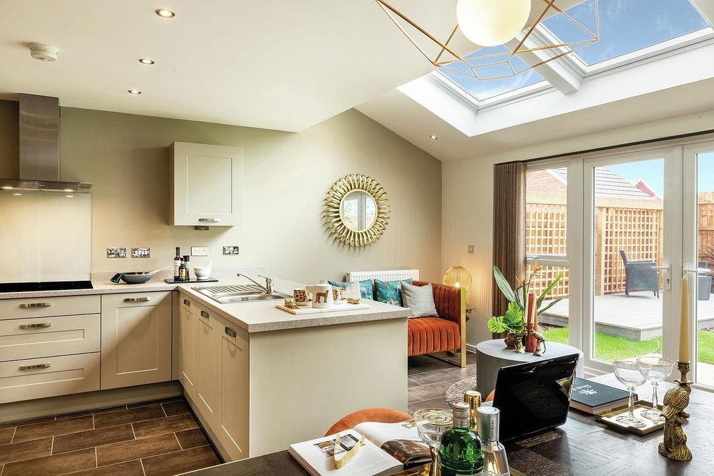 Property photo 3 of 8 Vb1804732_Lymington Kitchen-122.Jpg