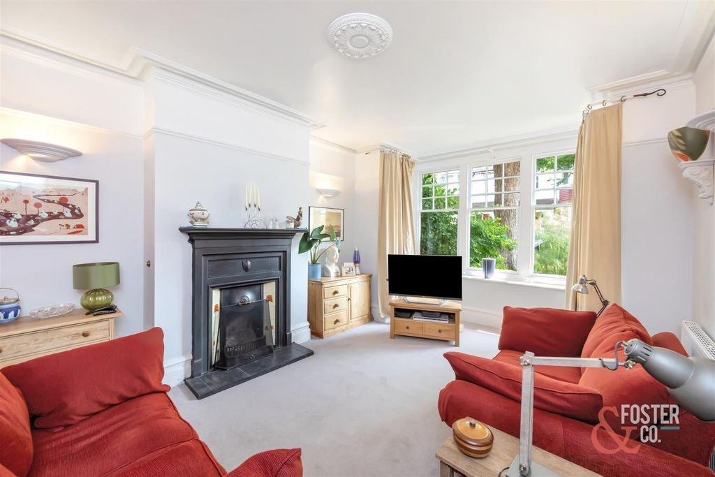 Property photo 2 of 24 Ferndale Road, 22-001.Jpg