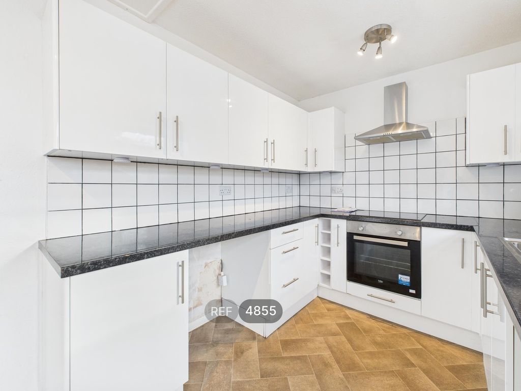 Property photo 2 of 20 Kitchen / Diner