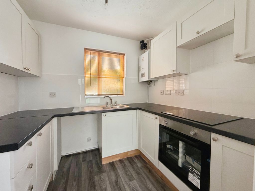 Property photo 2 of 10 Pbox-Img.Jpg
