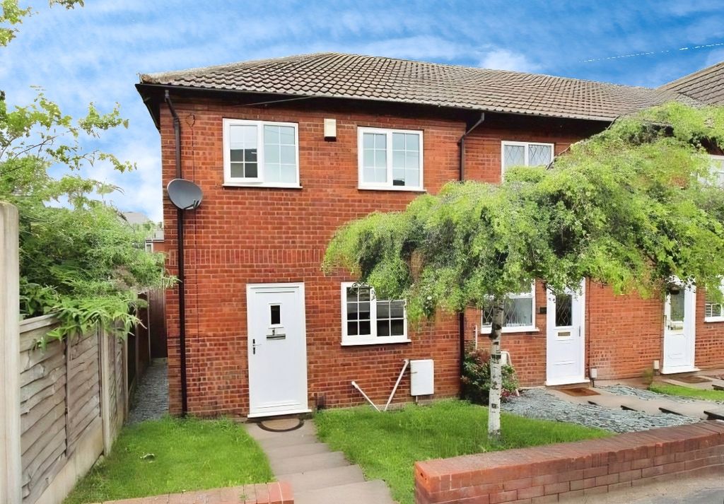Property photo 1 of 9