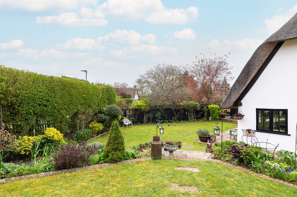 Property photo 3 of 40