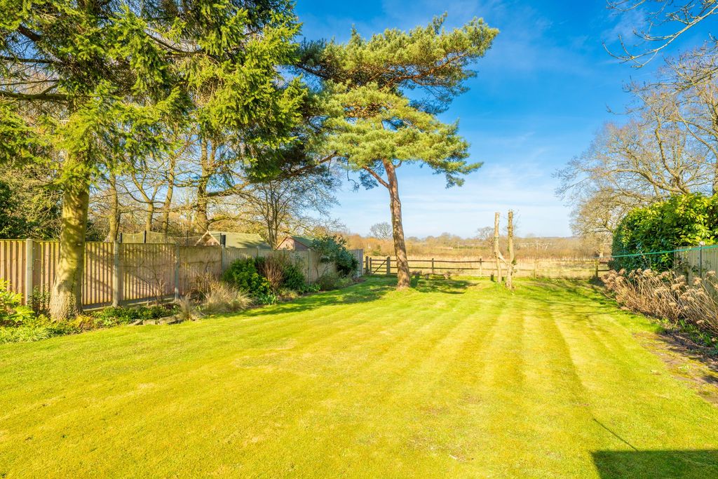 Property photo 3 of 51