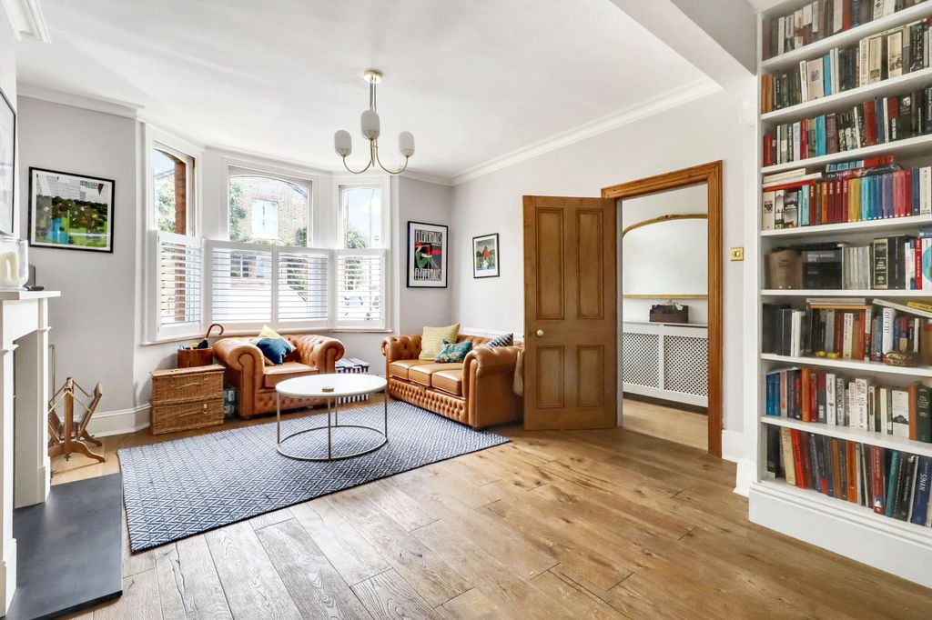 Property photo 3 of 13