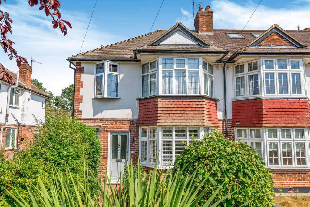 Property photo 1 of 12 1503693-13-6A7F1E...