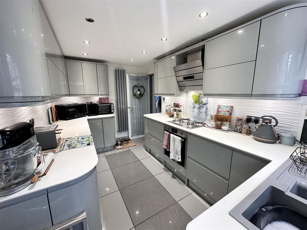 Property photo 2 of 28 Img_6961.Jpeg