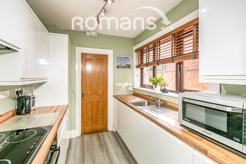Property photo 2 of 10 Kitchen A