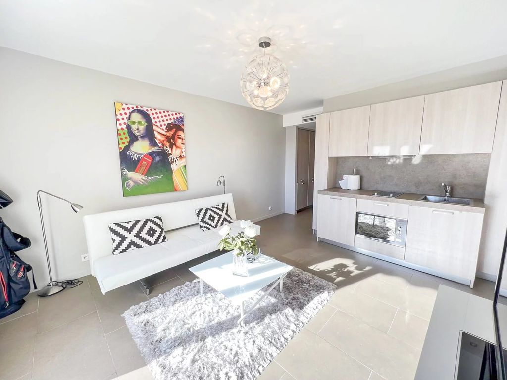 Property photo 3 of 7 De62c43177Aa72d058355E3244B87F44_7945339De7_1920-Big